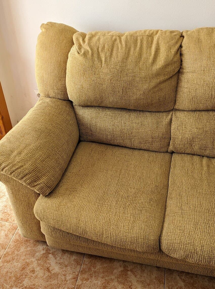 sofa dos después del servicio